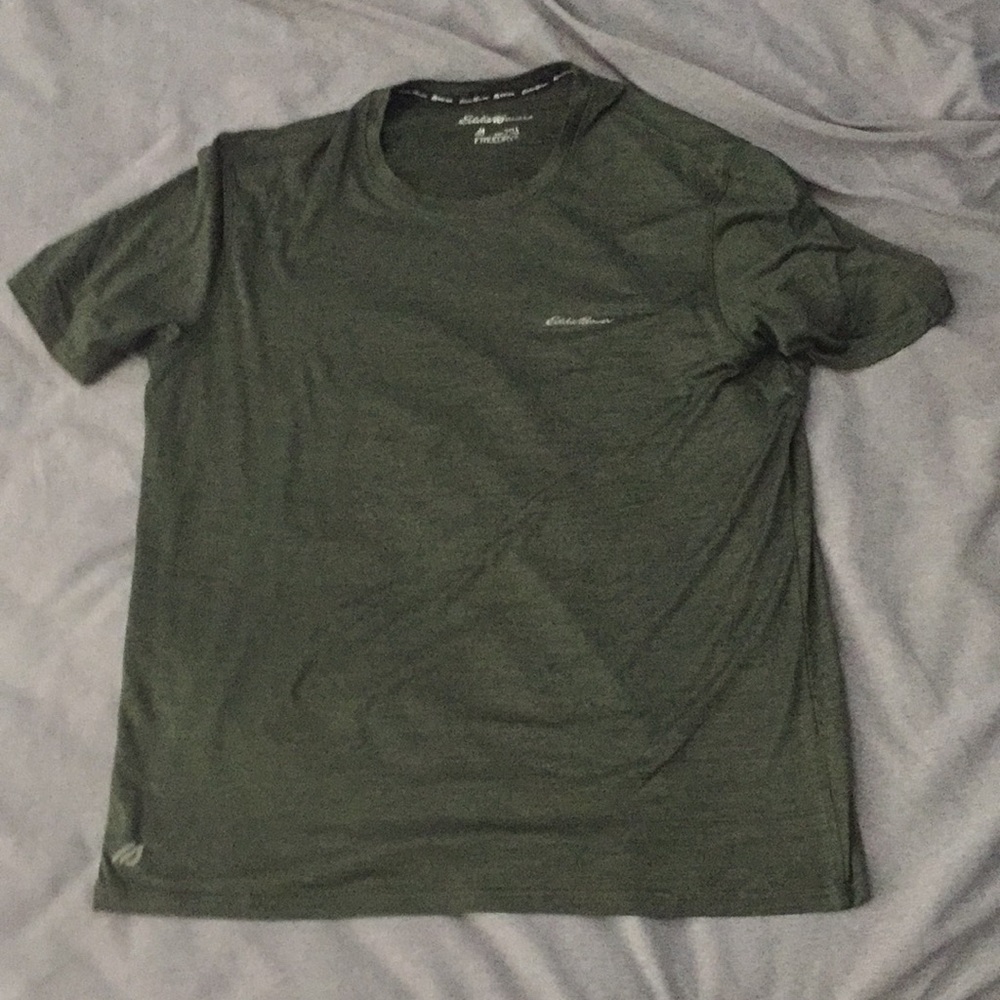Eddie Bauer Tee shirt dark green Large